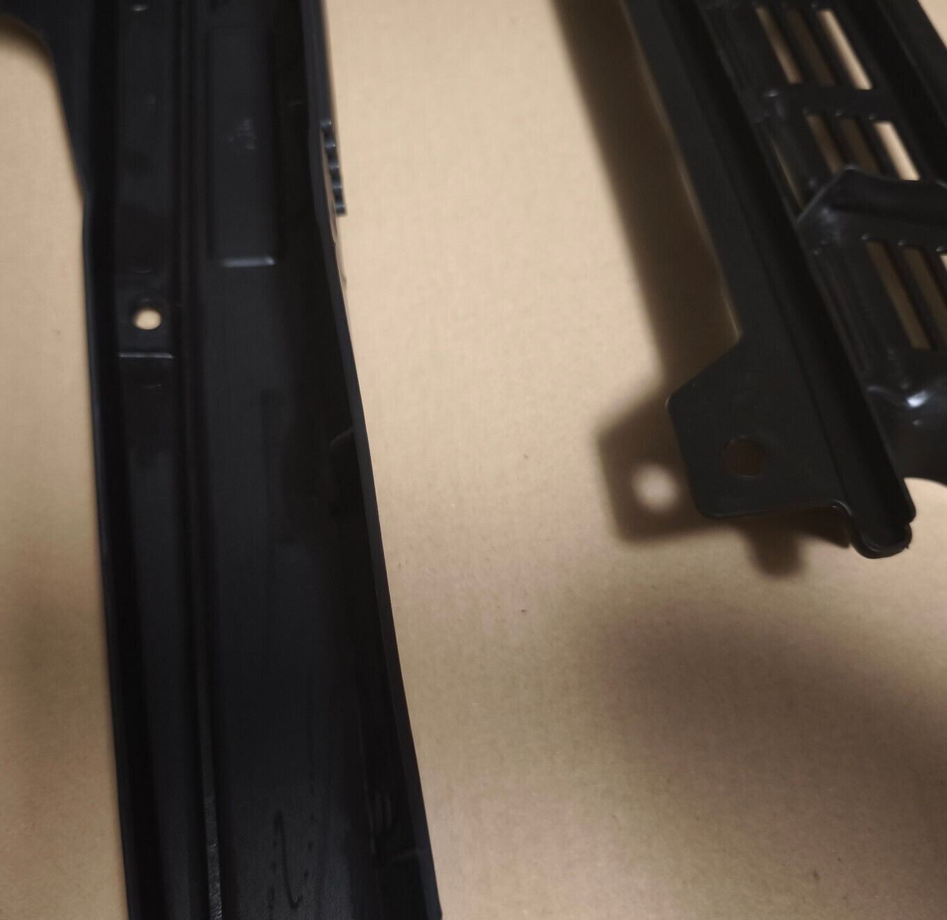 Hercules Prima Optima Trittbretter  Seitenverkleidung Deckel Trittbrett Rahmen