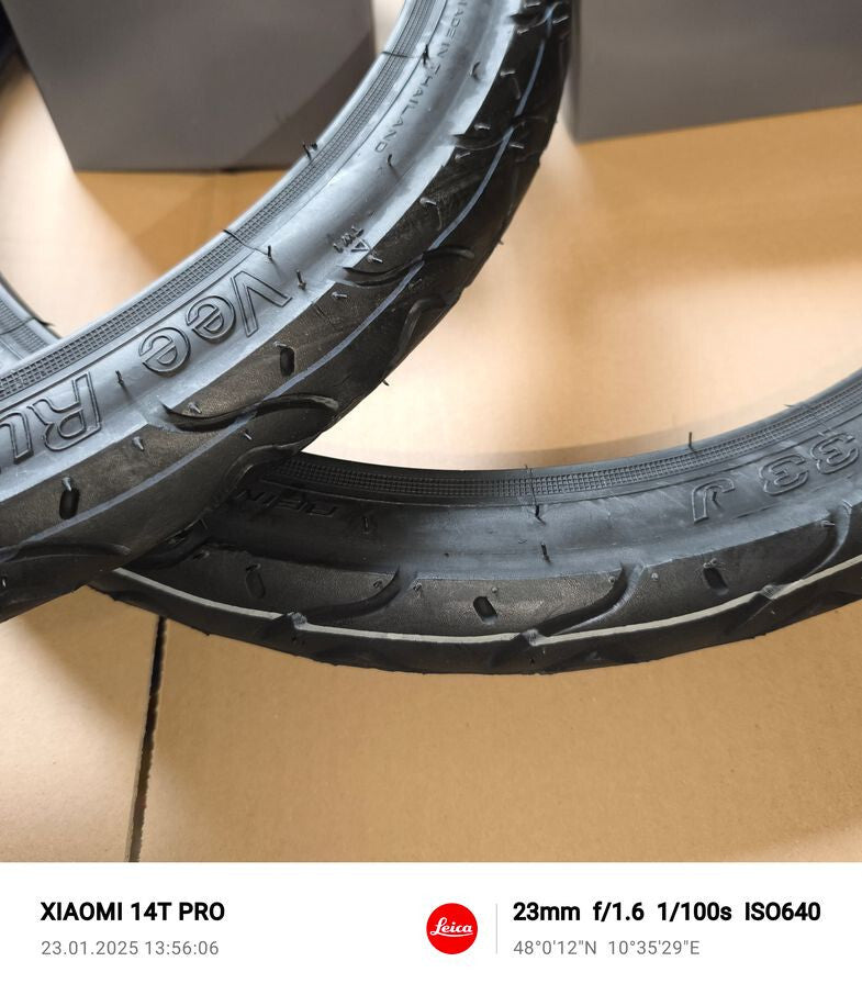 Reifen Set Vee Rubber VRM099 2.00-17 21X2 43J RACING PROFIL Vespa Ciao MOFA