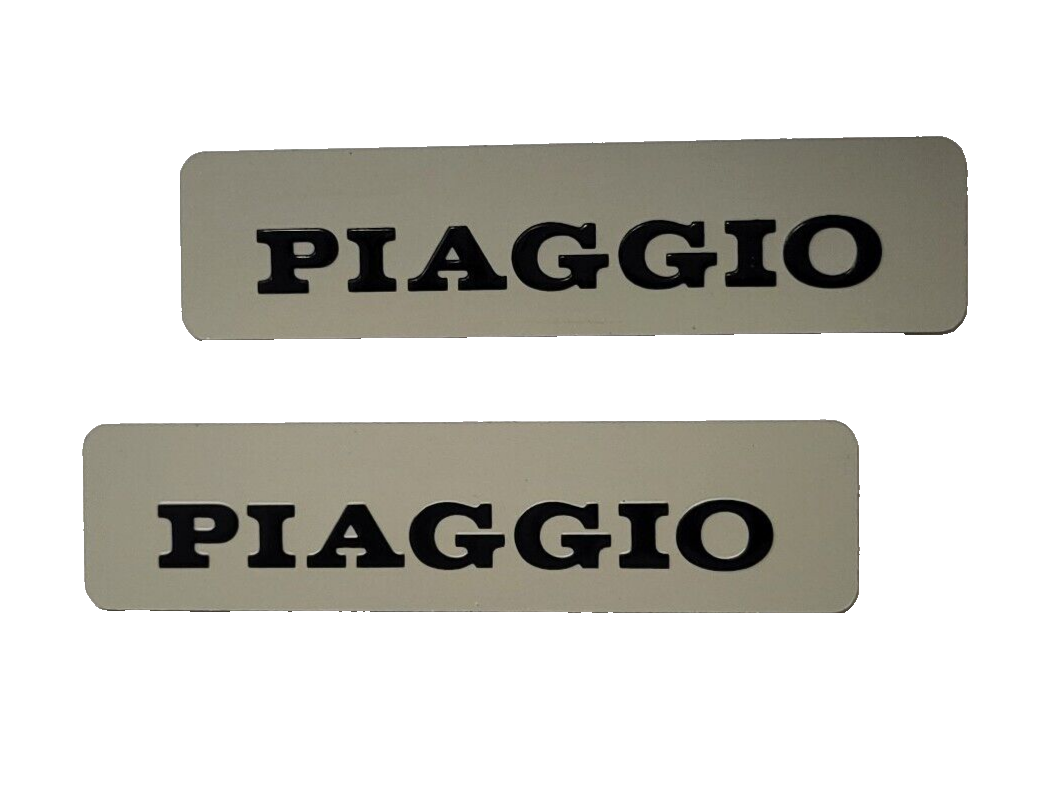2 x Tank Alu Typenschild Schriftzug Logo Emblem für Piaggio Vespa Ciao Bravo Si