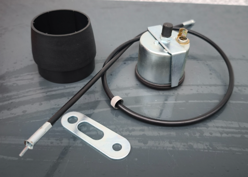 Tachometer schwarz 100 km/h + Tachohülle ø60mm + welle + halter  Simson S50 S51