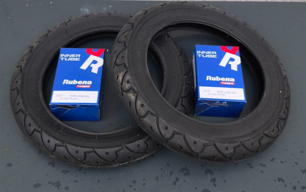 2 Mantel 12 1/2 x 2 1/4 62-203 2 x 12" Schlauch TR4 Kinderwagen Fahrrad RACING