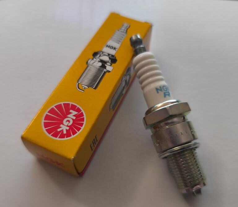 Zündkerze NGK BR8ES MOFA MOPED ROLLER ZÜNDAPP LANGGEWINDE