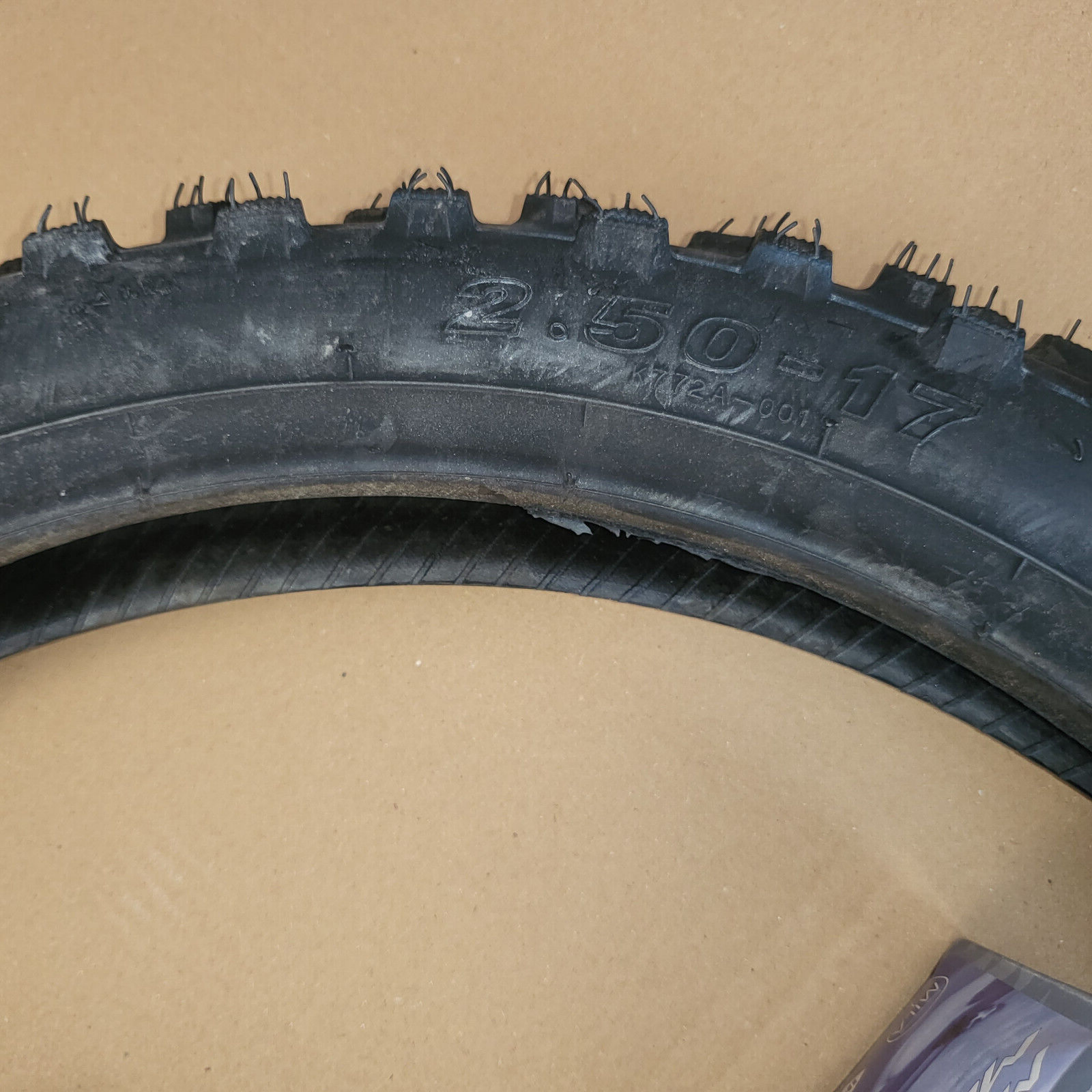 Cross Enduro Reifen Satz 2.50 x 17 Zoll 2 1/2 x 17 für Mofa Moped Optima Flory