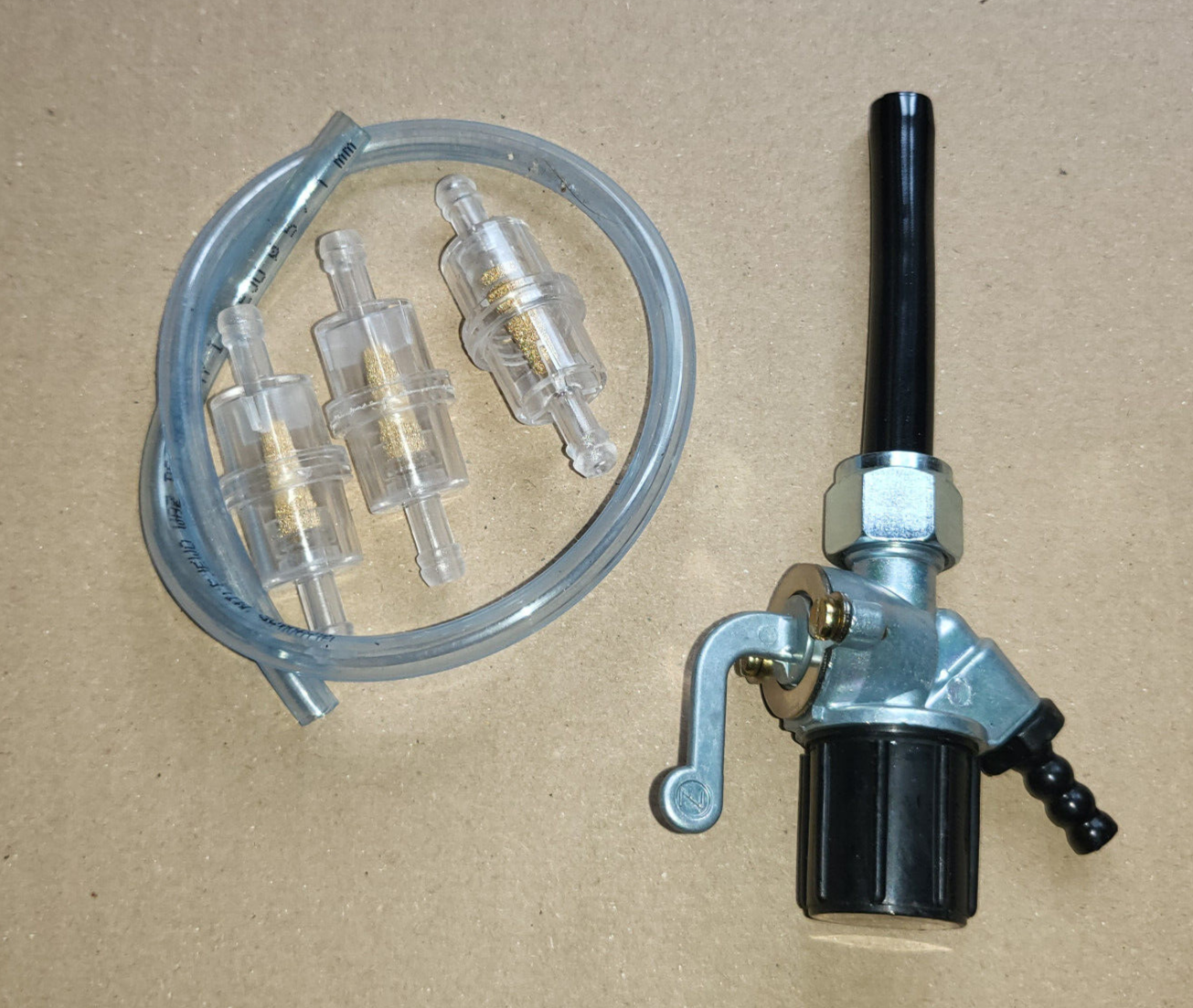 Benzinhahn M 16 X 1 mit Wassersack Benzinschlauch + 3 FILTER MOFA MOPED OLDTIMER