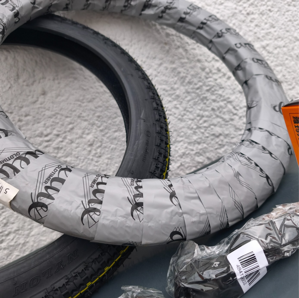 classic deluxe moped reifen set 2 1/4-16 31L 4pr verstärkt incl 2 schlauch 2band