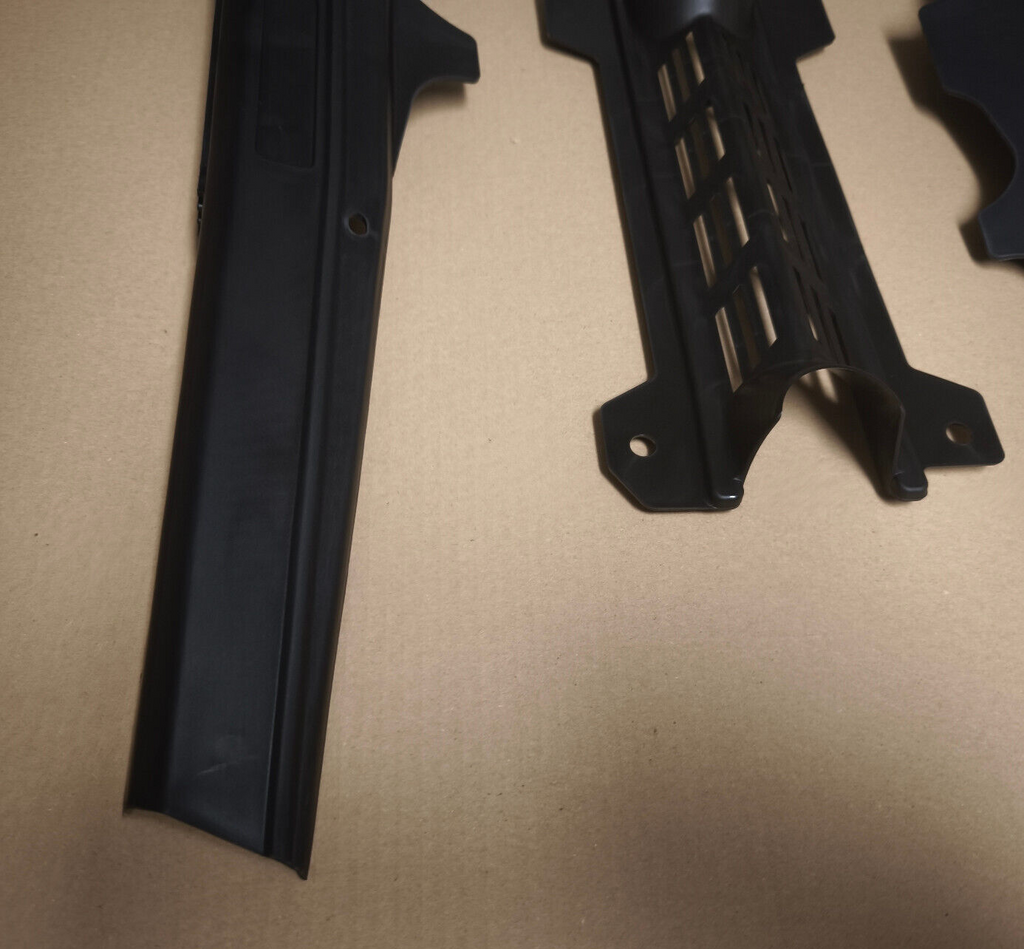 Hercules Prima Optima Trittbretter  Seitenverkleidung Deckel Trittbrett Rahmen