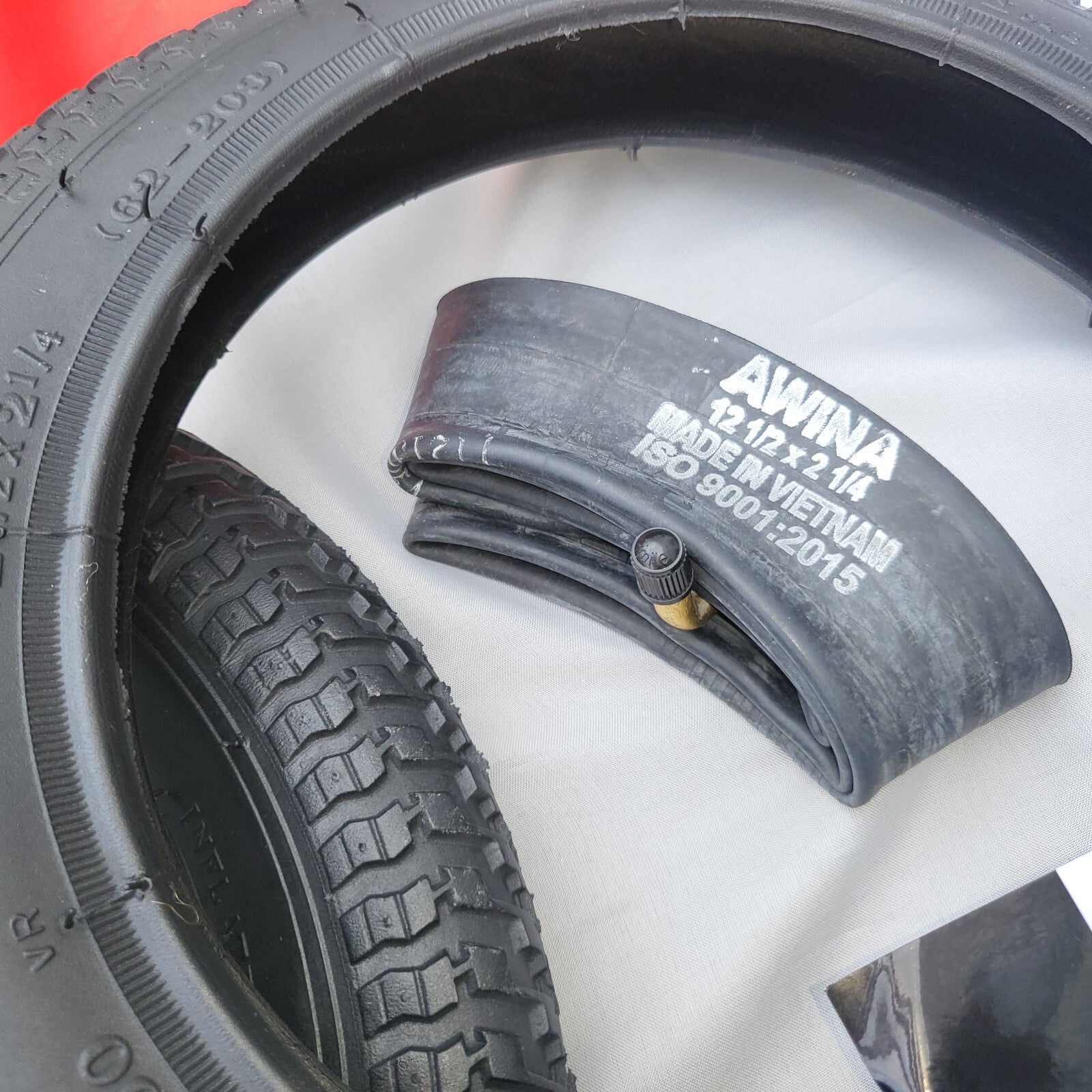 VEERUBBER 1X Reifen Schlauch 12"  Kinderwagen Kínderrad  12 1/2 x 2 1/4 (62-203)